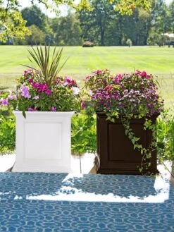 Fairfield Self-Watering Square Planter, 20” X 20” 14 Fairfield Self-Watering Square Planter, 20” X 20” -Flowerpot Discount Store 39618 3022 001E tif