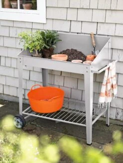 Demeter Potting Bench -Flowerpot Discount Store 8594007 0300 tif