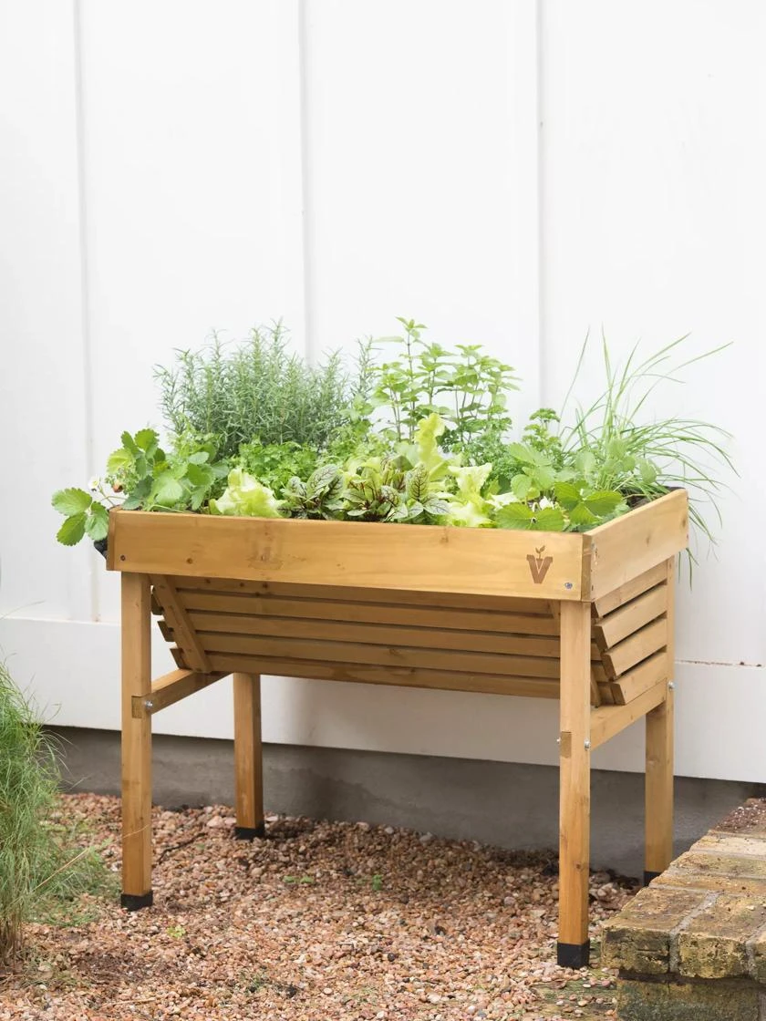 VegTrug® Mini Wallhugger Planter With Cover 4 VegTrug® Mini Wallhugger Planter With Cover - Image 2